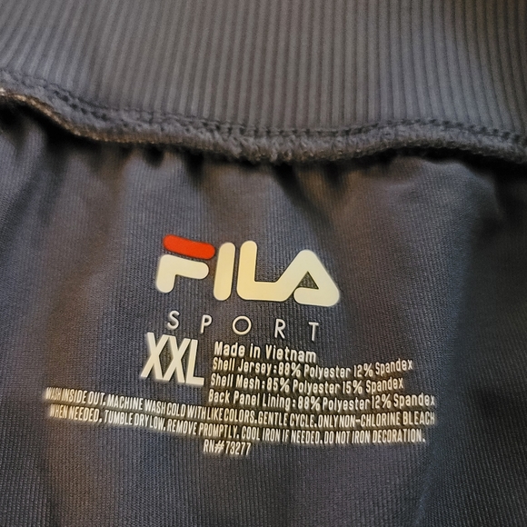 Shorts - Picture 5 of 7